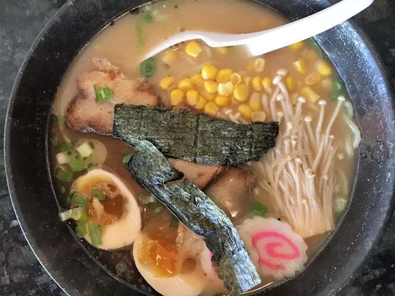 Image: Do these ramen toppings go together, or is it like ordeing pepperoni pizza with pineapple and tuna?