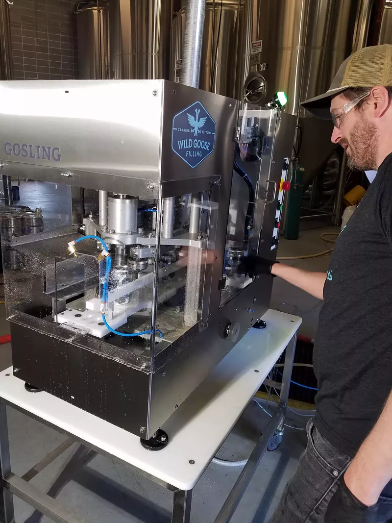 Image: The Gosling canning machine is small enough to sit on a bar top.